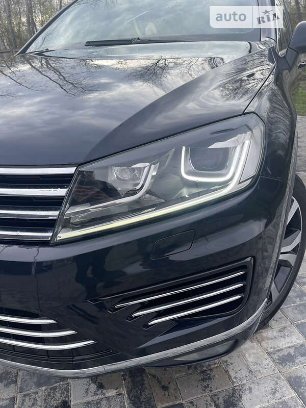 Позашляховик / Кросовер Volkswagen Touareg 2015 в Рівному фото 40 Позашляховик / Кросовер Volkswagen Touareg 2015 в Рівному