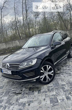 Позашляховик / Кросовер Volkswagen Touareg 2015 в  фото 51 Позашляховик / Кросовер Volkswagen Touareg 2015 в