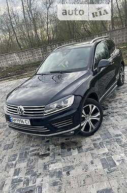 Позашляховик / Кросовер Volkswagen Touareg 2015 в  фото 56 Позашляховик / Кросовер Volkswagen Touareg 2015 в