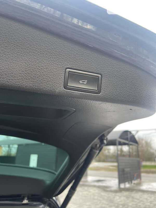 Позашляховик / Кросовер Volkswagen Touareg 2015 в Рівному фото 72 Позашляховик / Кросовер Volkswagen Touareg 2015 в Рівному