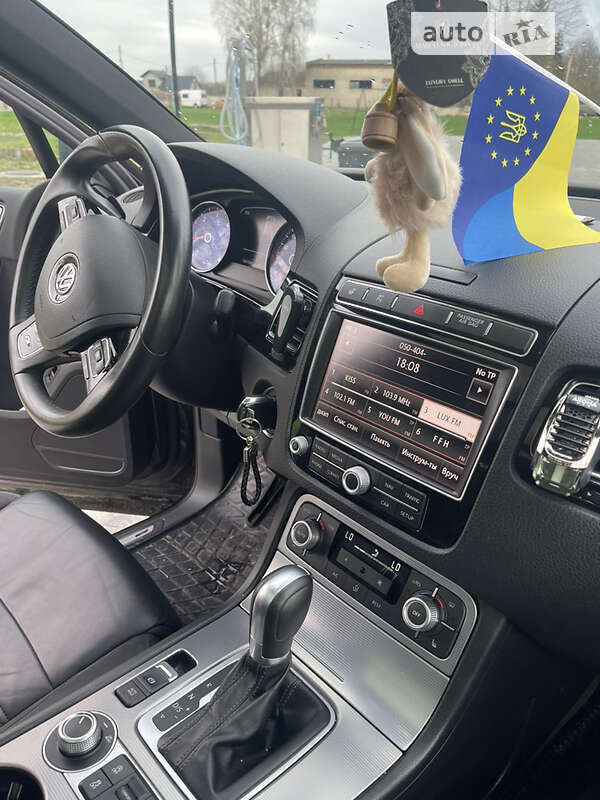 Позашляховик / Кросовер Volkswagen Touareg 2015 в Рівному фото 76 Позашляховик / Кросовер Volkswagen Touareg 2015 в Рівному