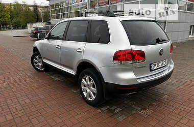 Внедорожник / Кроссовер Volkswagen Touareg 2007 в 