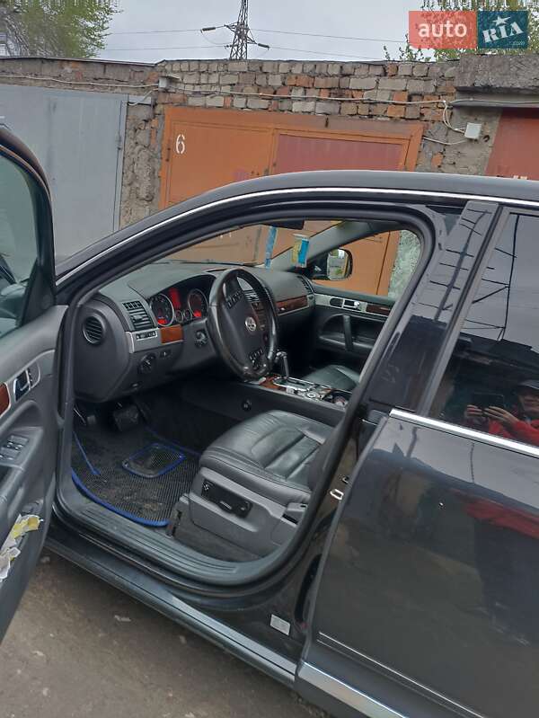 Позашляховик / Кросовер Volkswagen Touareg 2007 в Одесі