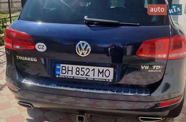 Внедорожник / Кроссовер Volkswagen Touareg 2011 в 