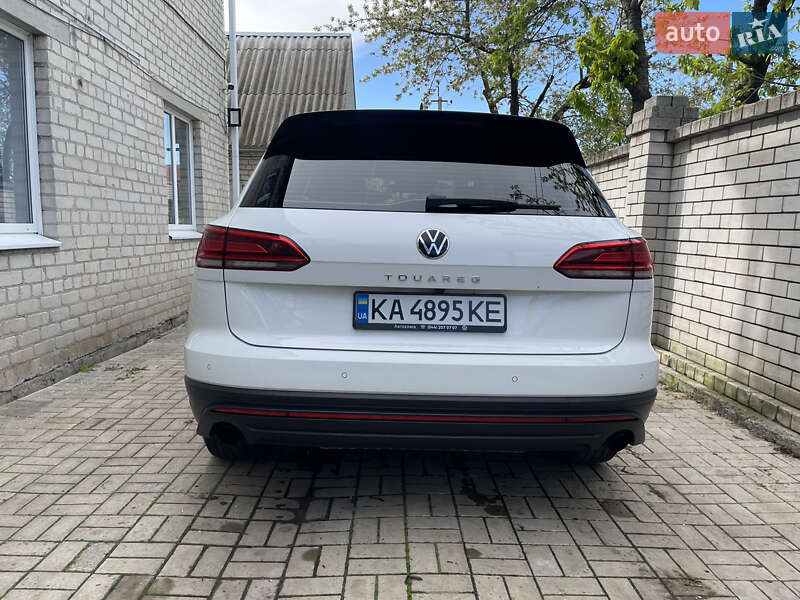 Внедорожник / Кроссовер Volkswagen Touareg 2020 в Харькове