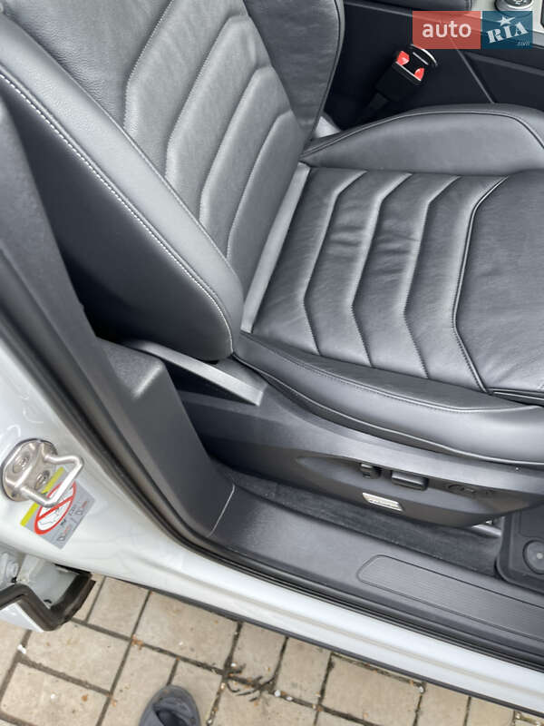 Внедорожник / Кроссовер Volkswagen Touareg 2020 в Харькове