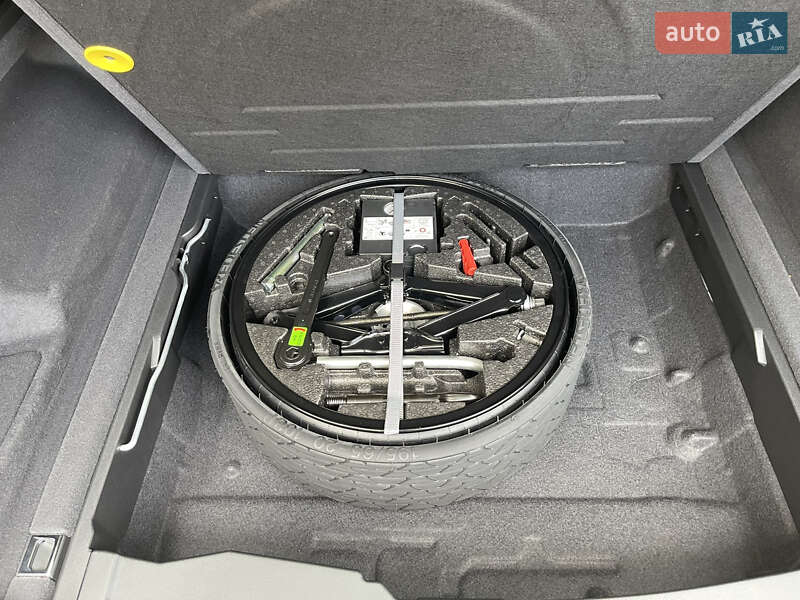 Внедорожник / Кроссовер Volkswagen Touareg 2020 в Харькове