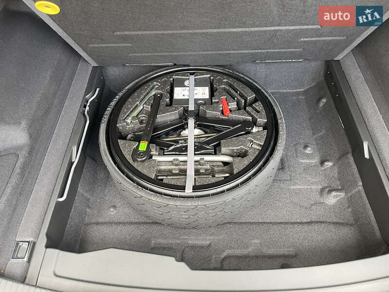 Внедорожник / Кроссовер Volkswagen Touareg 2020 в Харькове