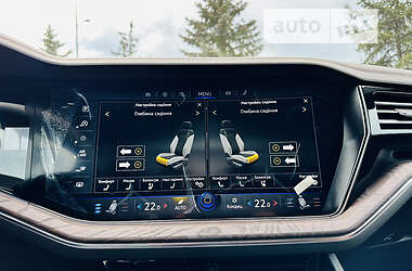 Позашляховик / Кросовер Volkswagen Touareg 2023 в 