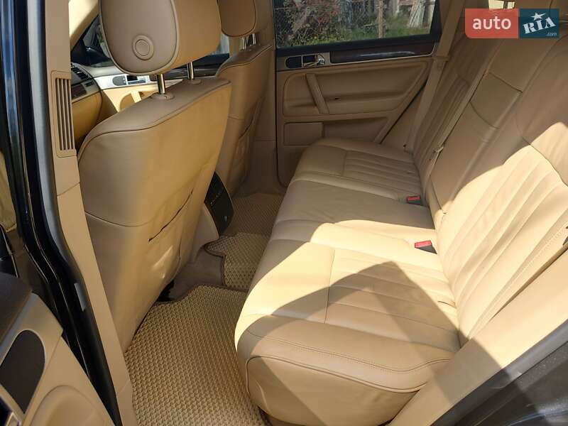 Внедорожник / Кроссовер Volkswagen Touareg 2007 в Виннице