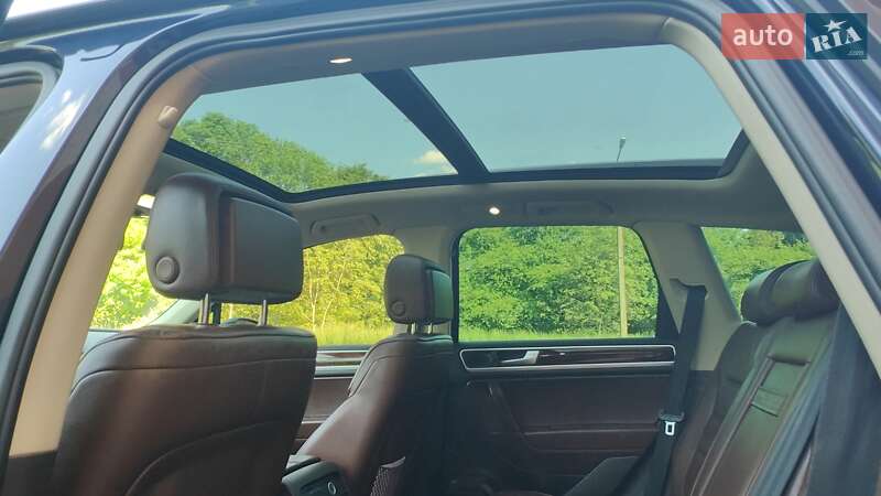 Внедорожник / Кроссовер Volkswagen Touareg 2012 в Ивано-Франковске