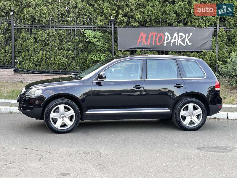 Позашляховик / Кросовер Volkswagen Touareg 2006 в Києві