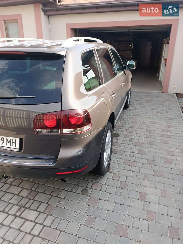 Внедорожник / Кроссовер Volkswagen Touareg 2009 в Белой Церкви