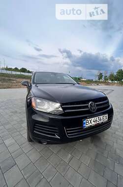 Позашляховик / Кросовер Volkswagen Touareg 2014 в Хмельницькому