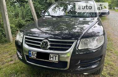 Внедорожник / Кроссовер Volkswagen Touareg 2009 в Тячеве