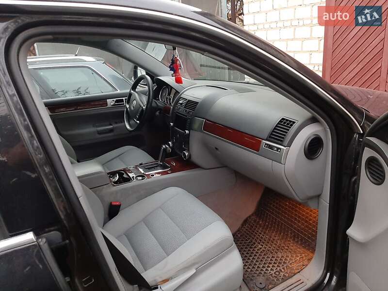 Внедорожник / Кроссовер Volkswagen Touareg 2005 в Каменке-Бугской фото 5 Внедорожник / Кроссовер Volkswagen Touareg 2005 в Каменке-Бугской