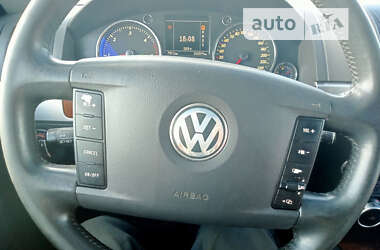 Внедорожник / Кроссовер Volkswagen Touareg 2004 в Полтаве