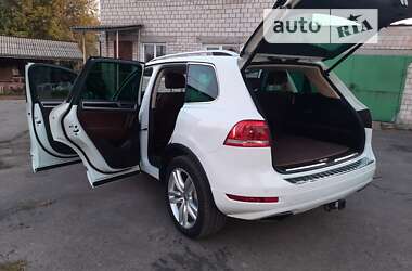 Позашляховик / Кросовер Volkswagen Touareg 2012 в Умані