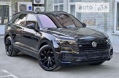 Внедорожник / Кроссовер Volkswagen Touareg 2020 в Киеве