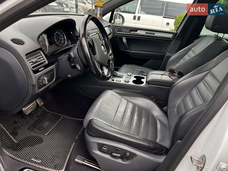 Внедорожник / Кроссовер Volkswagen Touareg 2015 в Хмельницком фото 42 Внедорожник / Кроссовер Volkswagen Touareg 2015 в Хмельницком