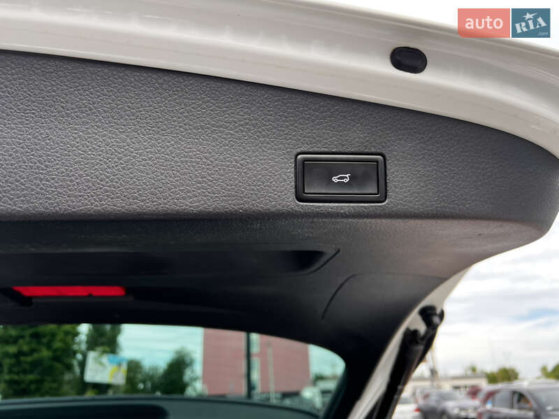 Внедорожник / Кроссовер Volkswagen Touareg 2015 в Хмельницком фото 55 Внедорожник / Кроссовер Volkswagen Touareg 2015 в Хмельницком