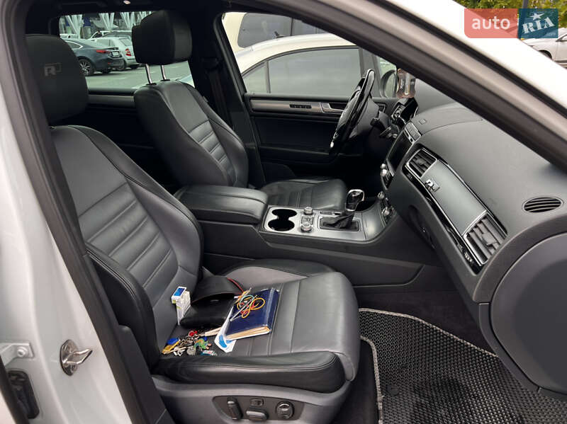 Внедорожник / Кроссовер Volkswagen Touareg 2015 в Хмельницком фото 63 Внедорожник / Кроссовер Volkswagen Touareg 2015 в Хмельницком