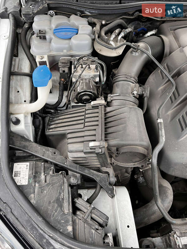 Внедорожник / Кроссовер Volkswagen Touareg 2015 в Хмельницком фото 73 Внедорожник / Кроссовер Volkswagen Touareg 2015 в Хмельницком