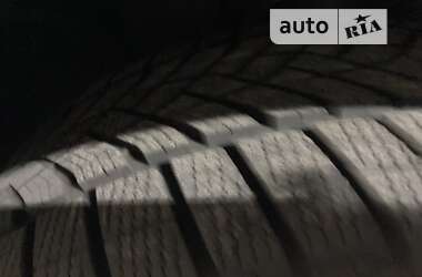 Внедорожник / Кроссовер Volkswagen Touareg 2015 в 