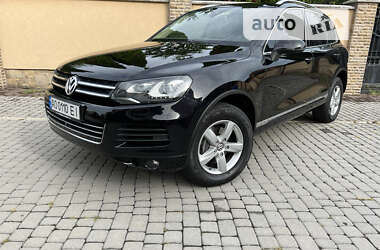 Внедорожник / Кроссовер Volkswagen Touareg 2013 в 