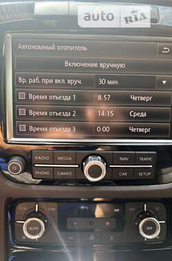 Внедорожник / Кроссовер Volkswagen Touareg 2013 в 