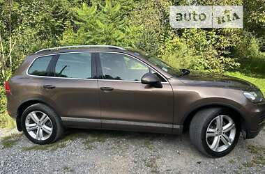 Внедорожник / Кроссовер Volkswagen Touareg 2011 в Львове