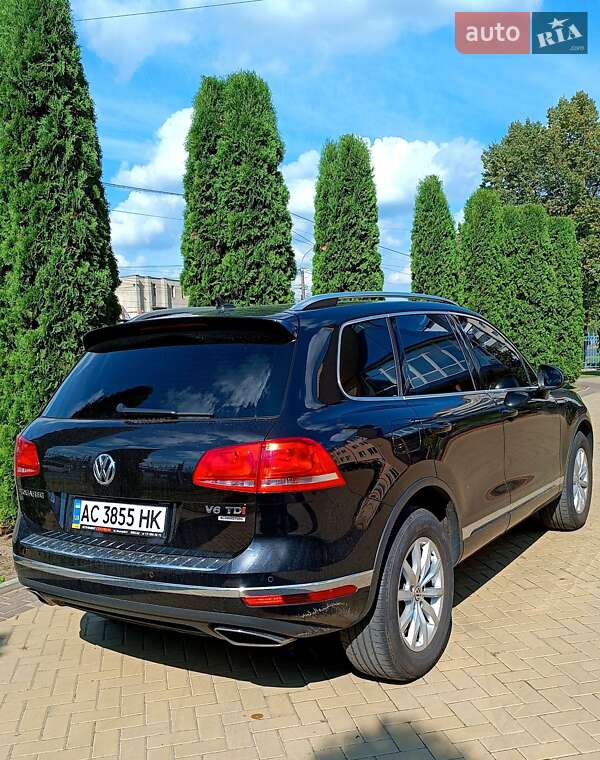 Позашляховик / Кросовер Volkswagen Touareg 2014 в Луцьку