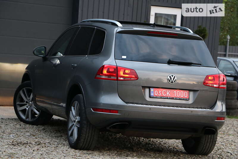 Позашляховик / Кросовер Volkswagen Touareg 2012 в Трускавці