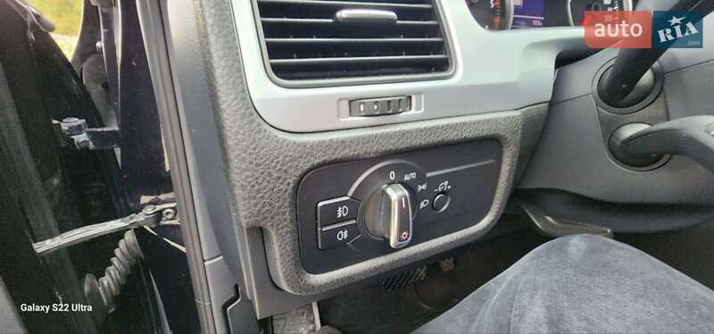 Позашляховик / Кросовер Volkswagen Touareg 2010 в Снятині