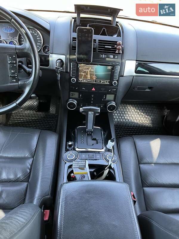 Внедорожник / Кроссовер Volkswagen Touareg 2008 в Мукачево