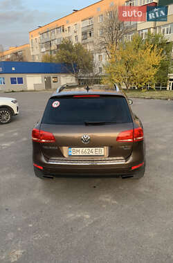 Внедорожник / Кроссовер Volkswagen Touareg 2011 в Сумах