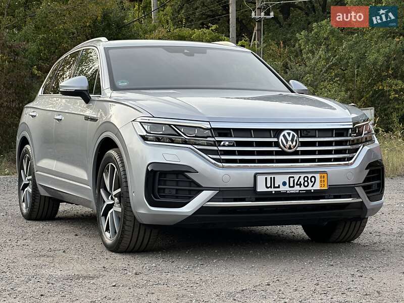 Внедорожник / Кроссовер Volkswagen Touareg 2018 в Полтаве