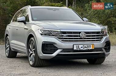 Внедорожник / Кроссовер Volkswagen Touareg 2018 в Полтаве