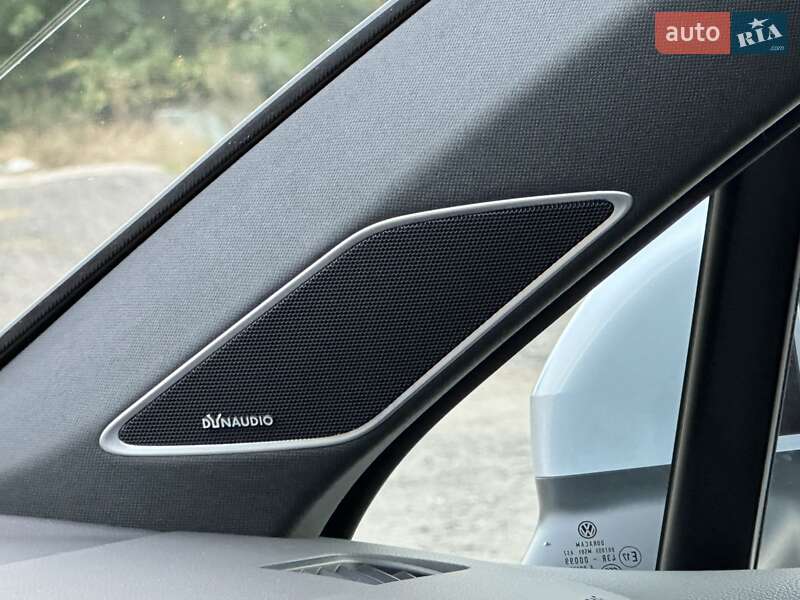 Внедорожник / Кроссовер Volkswagen Touareg 2018 в Полтаве