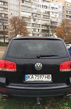 Позашляховик / Кросовер Volkswagen Touareg 2004 в Києві