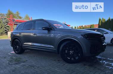 Внедорожник / Кроссовер Volkswagen Touareg 2020 в Одессе