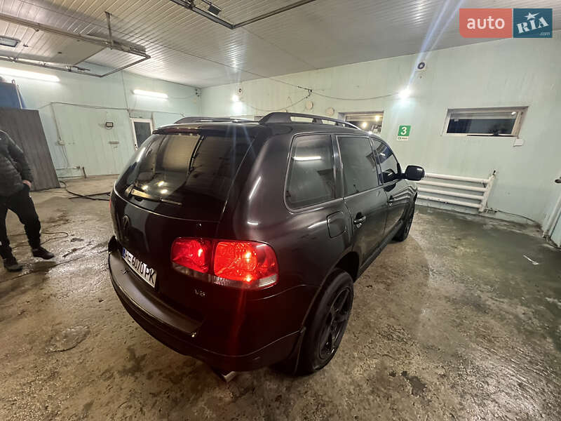 Внедорожник / Кроссовер Volkswagen Touareg 2005 в Каменском