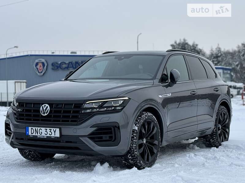 Позашляховик / Кросовер Volkswagen Touareg 2019 в Львові