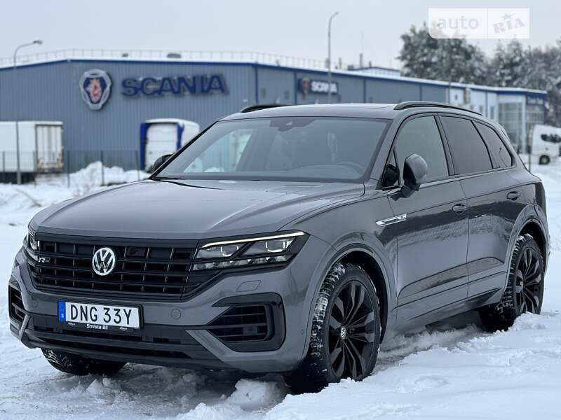 Позашляховик / Кросовер Volkswagen Touareg 2019 в Львові