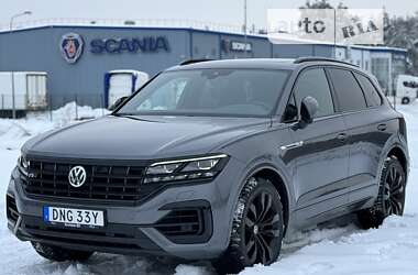Внедорожник / Кроссовер Volkswagen Touareg 2019 в 
