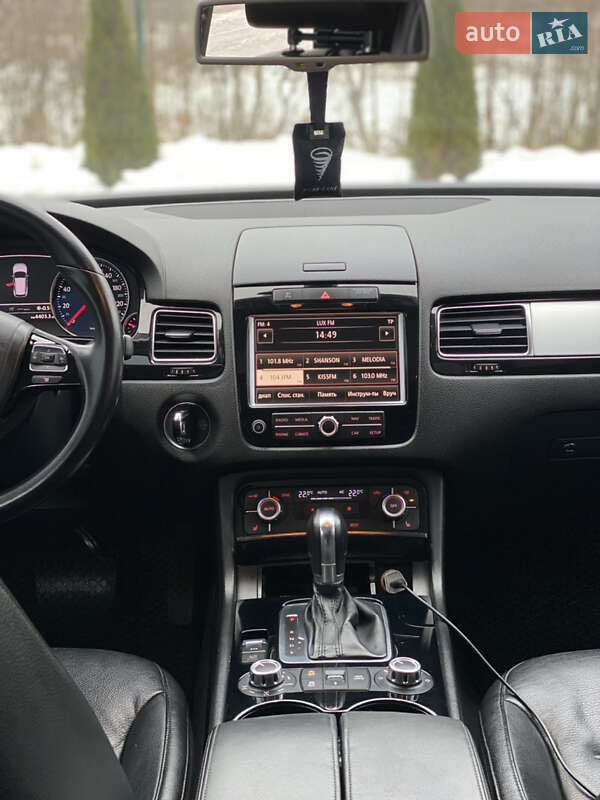 Внедорожник / Кроссовер Volkswagen Touareg 2012 в Хмельницком фото 13 Внедорожник / Кроссовер Volkswagen Touareg 2012 в Хмельницком