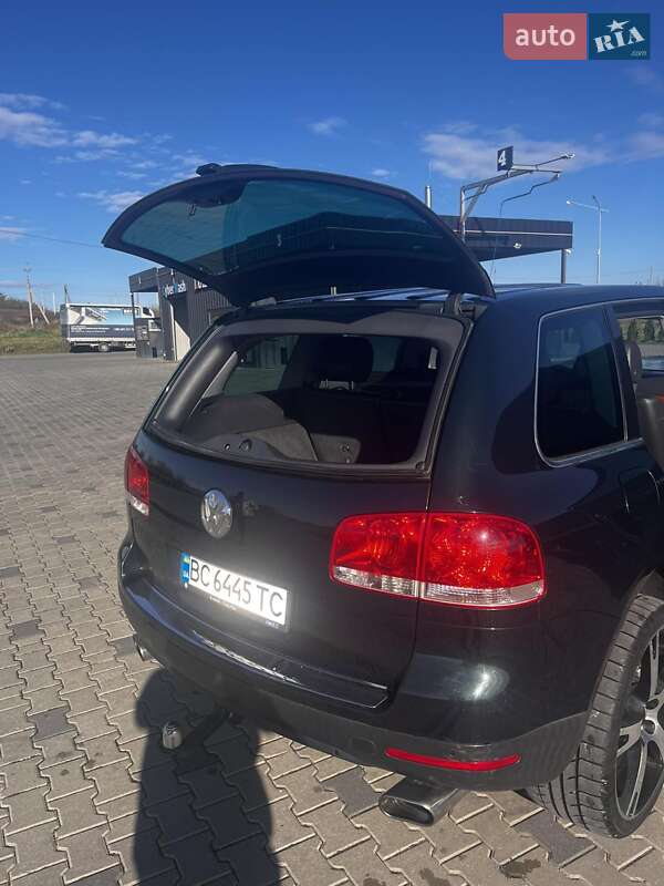 Внедорожник / Кроссовер Volkswagen Touareg 2005 в Яворове