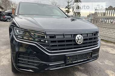 Позашляховик / Кросовер Volkswagen Touareg 2018 в Тернополі