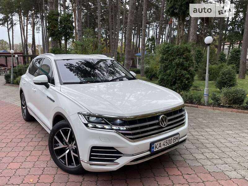 Позашляховик / Кросовер Volkswagen Touareg 2019 в Вінниці