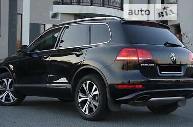 Позашляховик / Кросовер Volkswagen Touareg 2013 в Хмельницькому